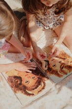 GLAM ME UP STICKER BOOK TARRAKIRJA - BLUSH
